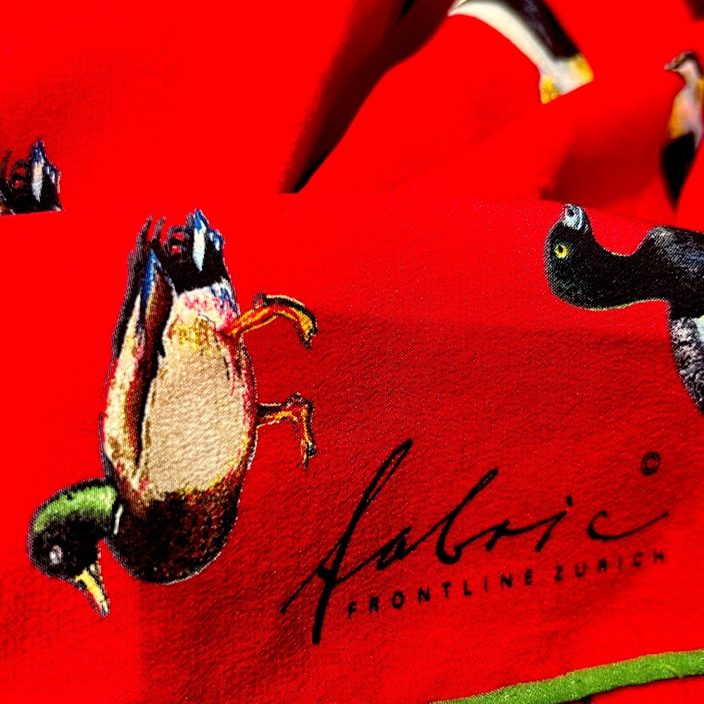 Handmade high quality ducks silk scarf Switzerland